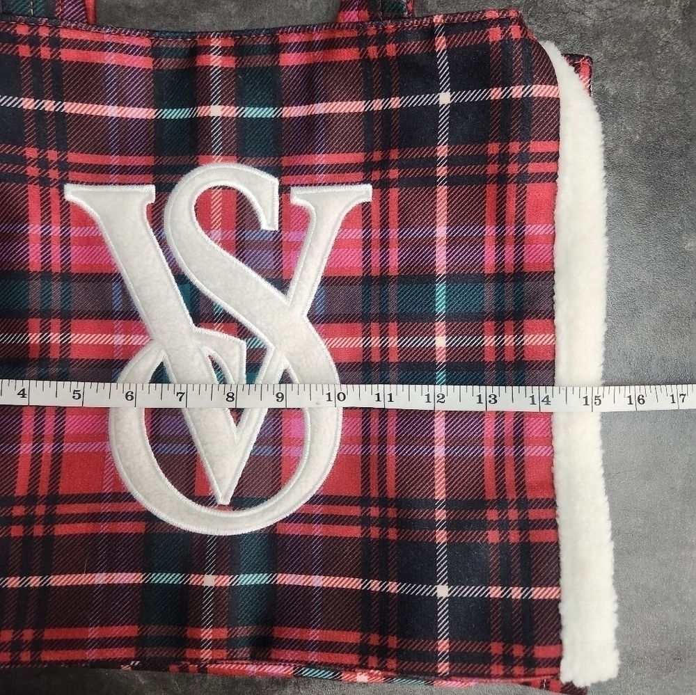 Victorias Secret Red Plaid Holiday Large Tote Bag Christmas - Picture 7 of 8